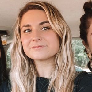 Meet your Posher, Brooke